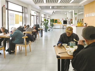 宁波城区的老年食堂：让老人在家门口享受幸福食光