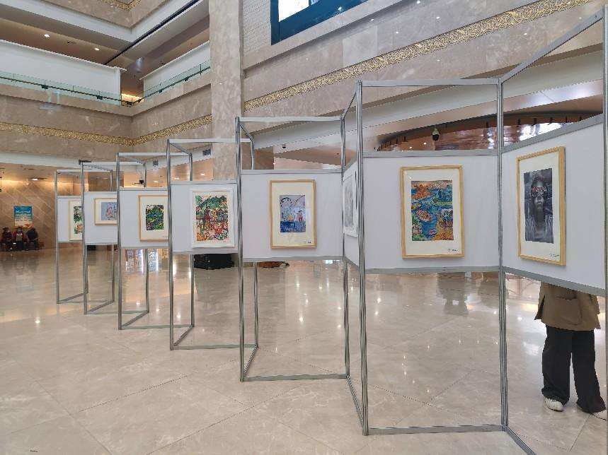 第七届“友城绘”国际青少年绘画展启动仪式在宁夏银川举办