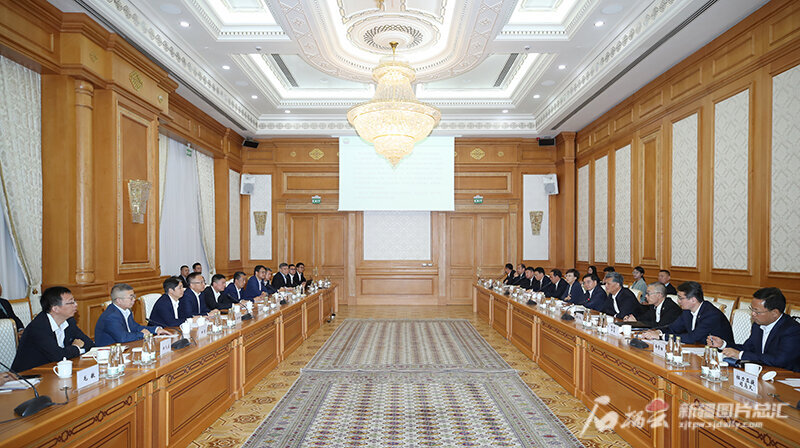 中国新疆友好交流访问团出访土库曼斯坦