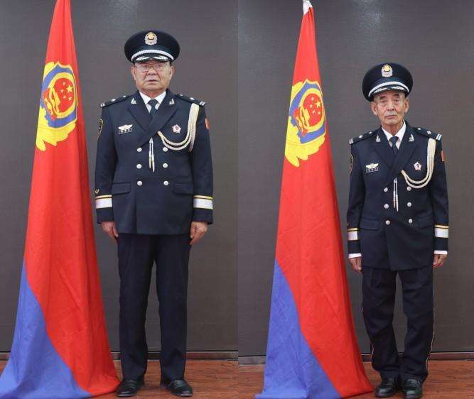 你好，警察节！｜父子警察