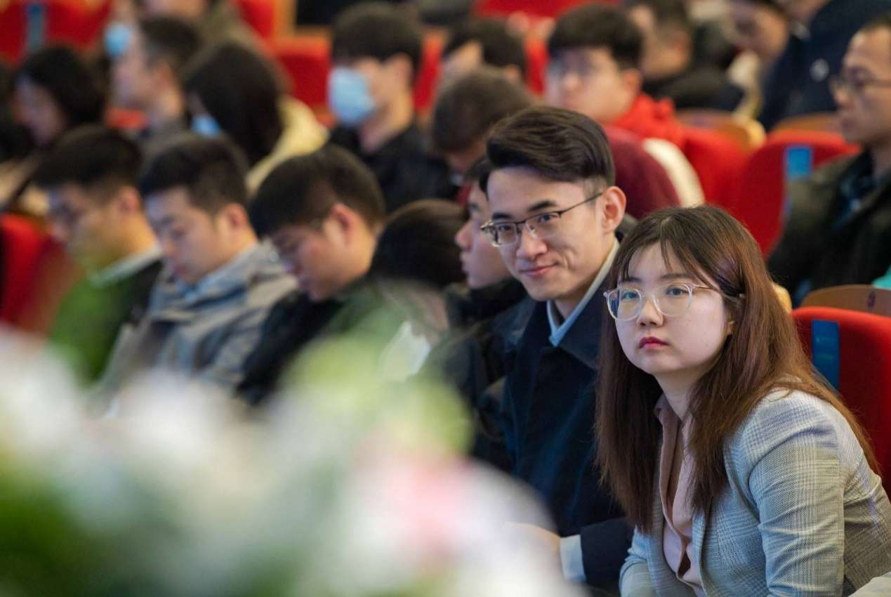 华中师范大学国际青年学者论坛举行