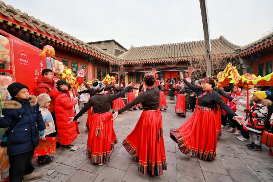 春节来北京，总要逛一逛北京的胡同吧！