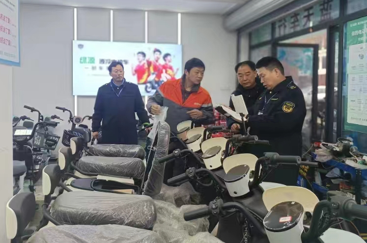 重庆高新区开展电动自行车质量安全专项整治，对70余家单位进行执法检查