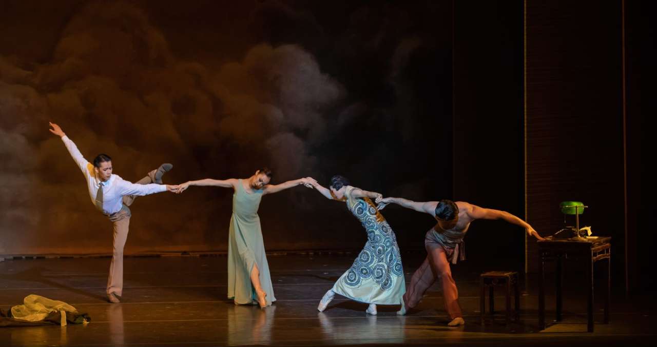 上海芭蕾舞团原创海派芭蕾舞剧《花样年华》将亮相第52届香港艺术节