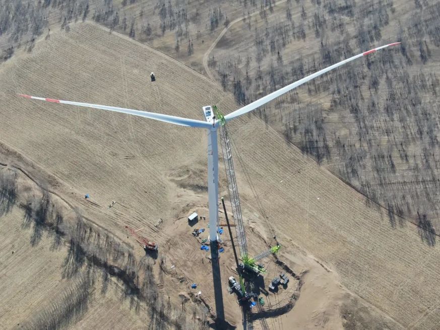“风光”无限好！内蒙古通辽市238万千瓦风电基地项目建设正酣