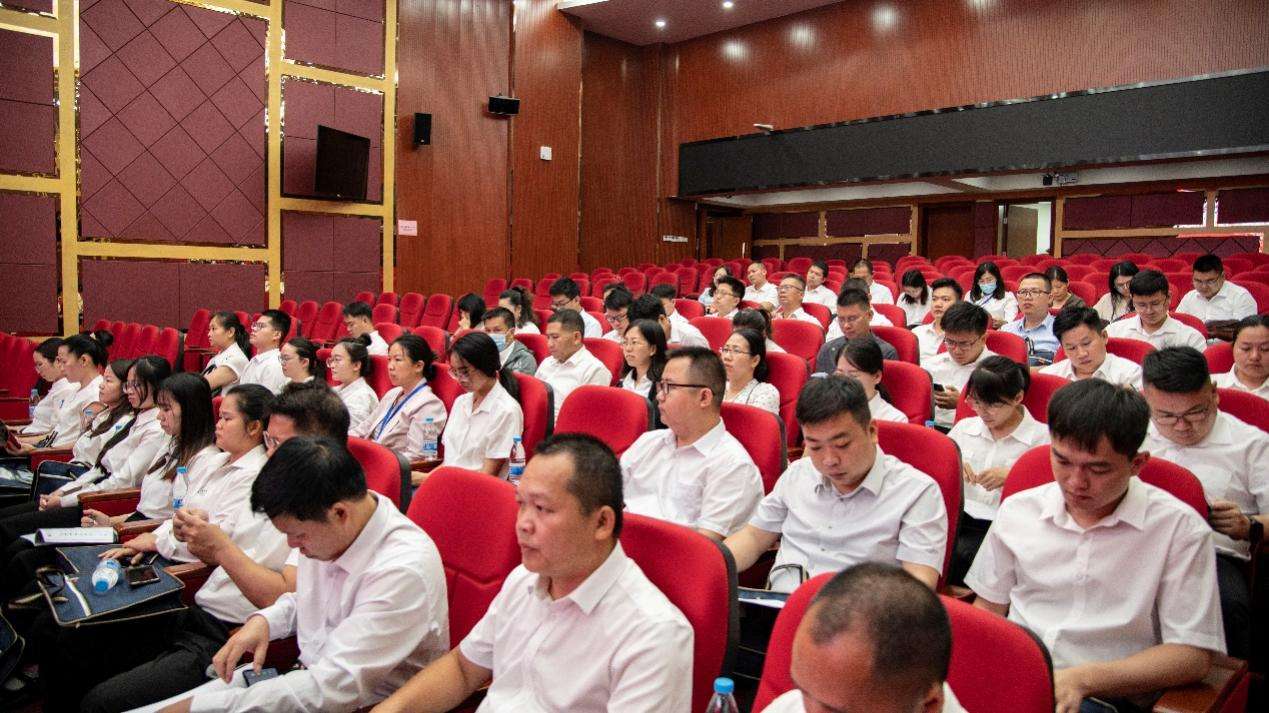 百色学院马克思主义学院为乡镇干部赋能