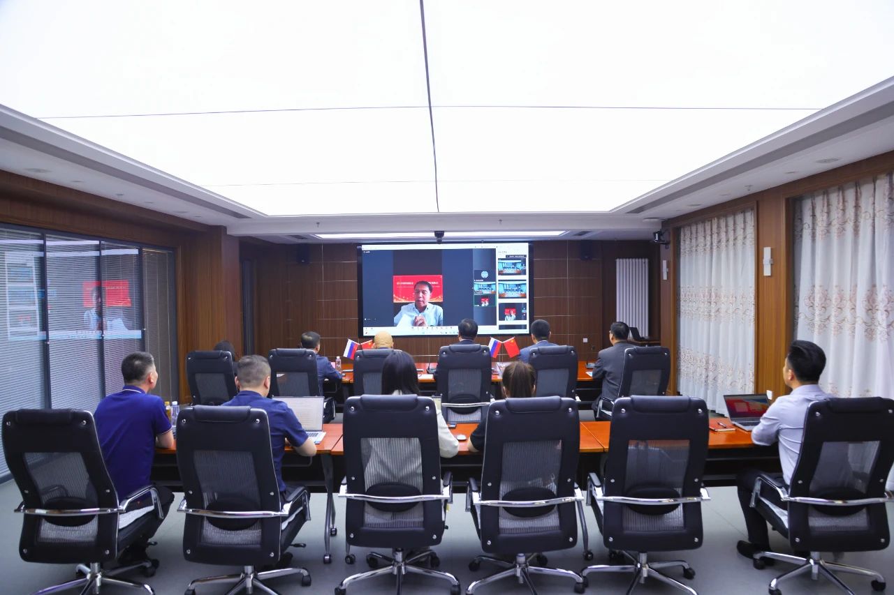 中国焊接协会与俄罗斯焊接协会首次国际视频会议在哈尔滨华德学院召开