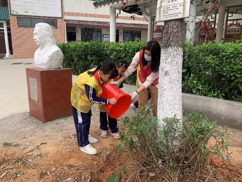 党建引领，共建绿美校园——中山火炬开发区第一小学携手共绘绿美校园新篇章