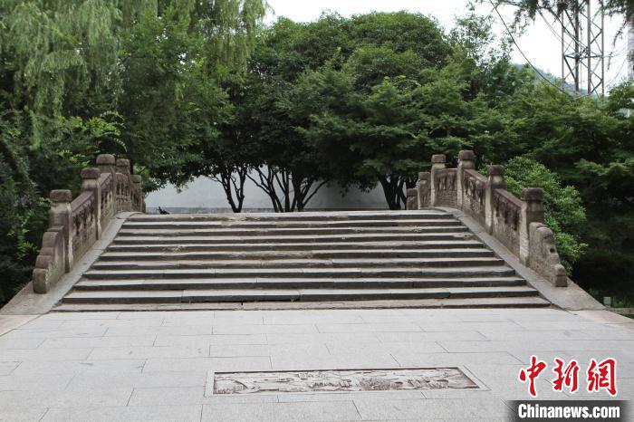 千年古桥长期被车辆磨损 检察听证解保护与使用之困