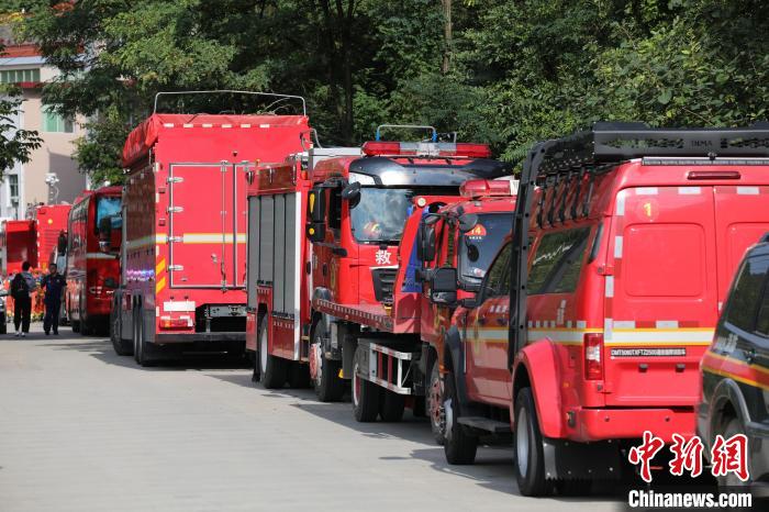 陕西柞水高速公路桥梁发生垮塌灾害 各方救援持续进行