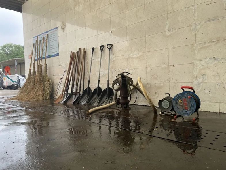 环雅丽都：风雨兼程，“汛”速出击！