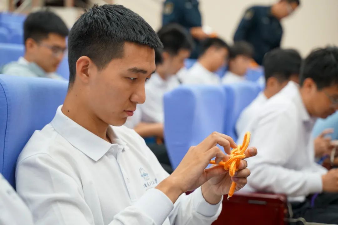 上天下海，乘风破浪！这个夏天，哈工大学子新体验+2