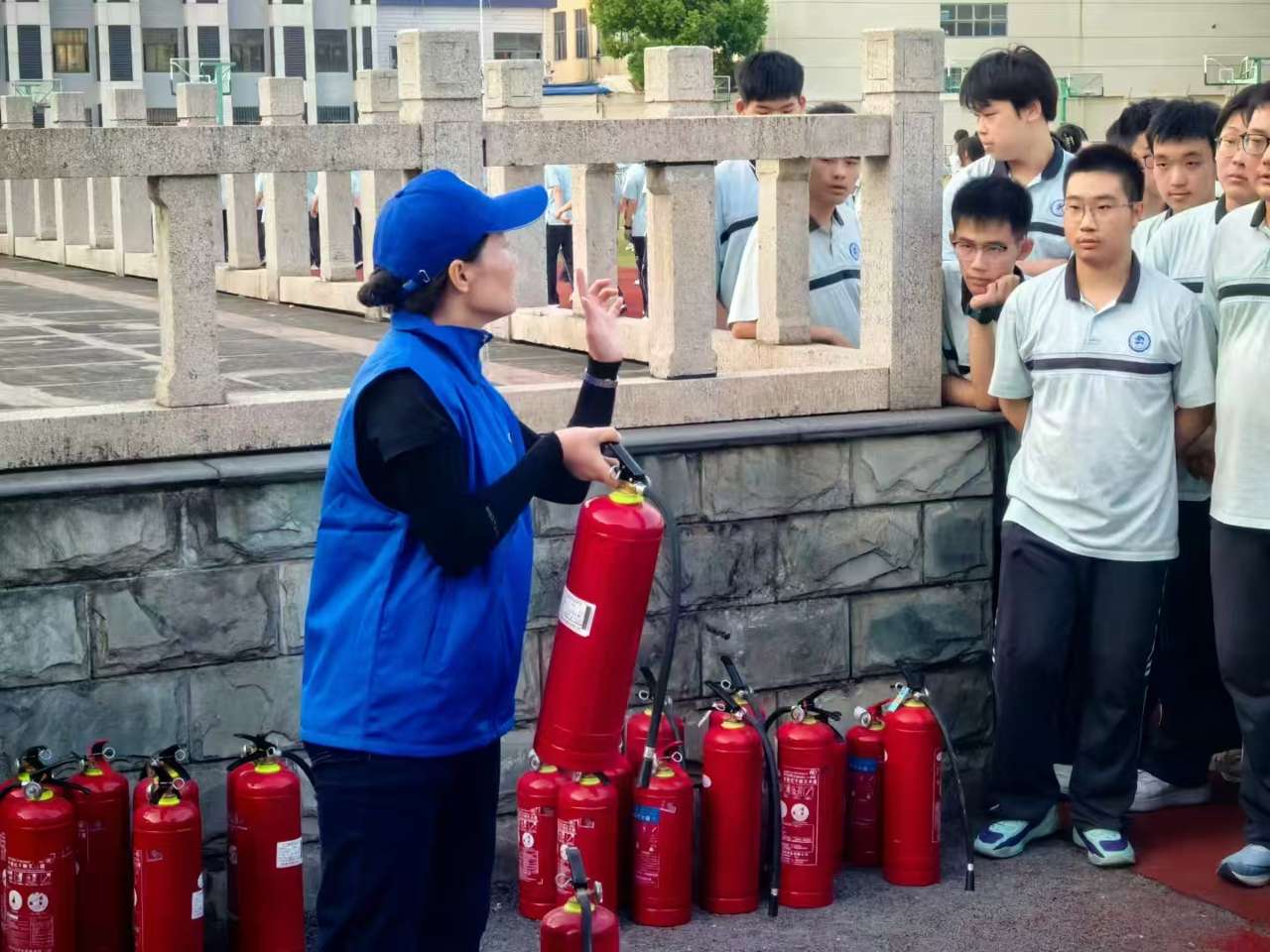 开学第一课，消防安全进课堂