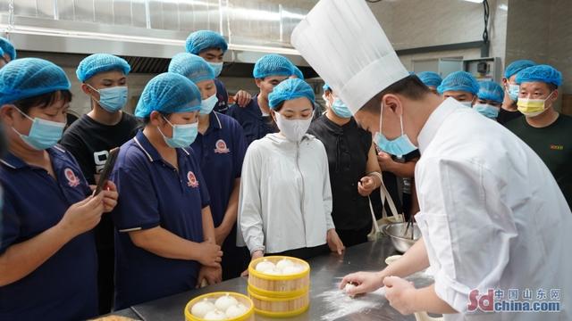 菏泽市市场监管局：实景培训 走出食品安全与就业优先融合发展新路子