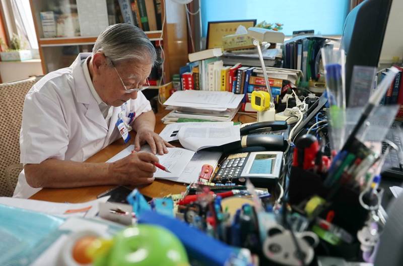 【献礼党代会 学科展风采】 秉承科学精神 服务健康中国