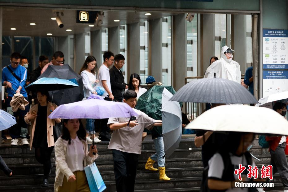 北京迎秋雨 气温下降明显