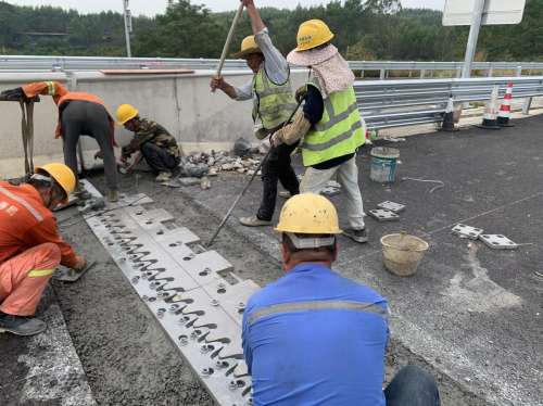 广西上林至横州高速公路通车在即