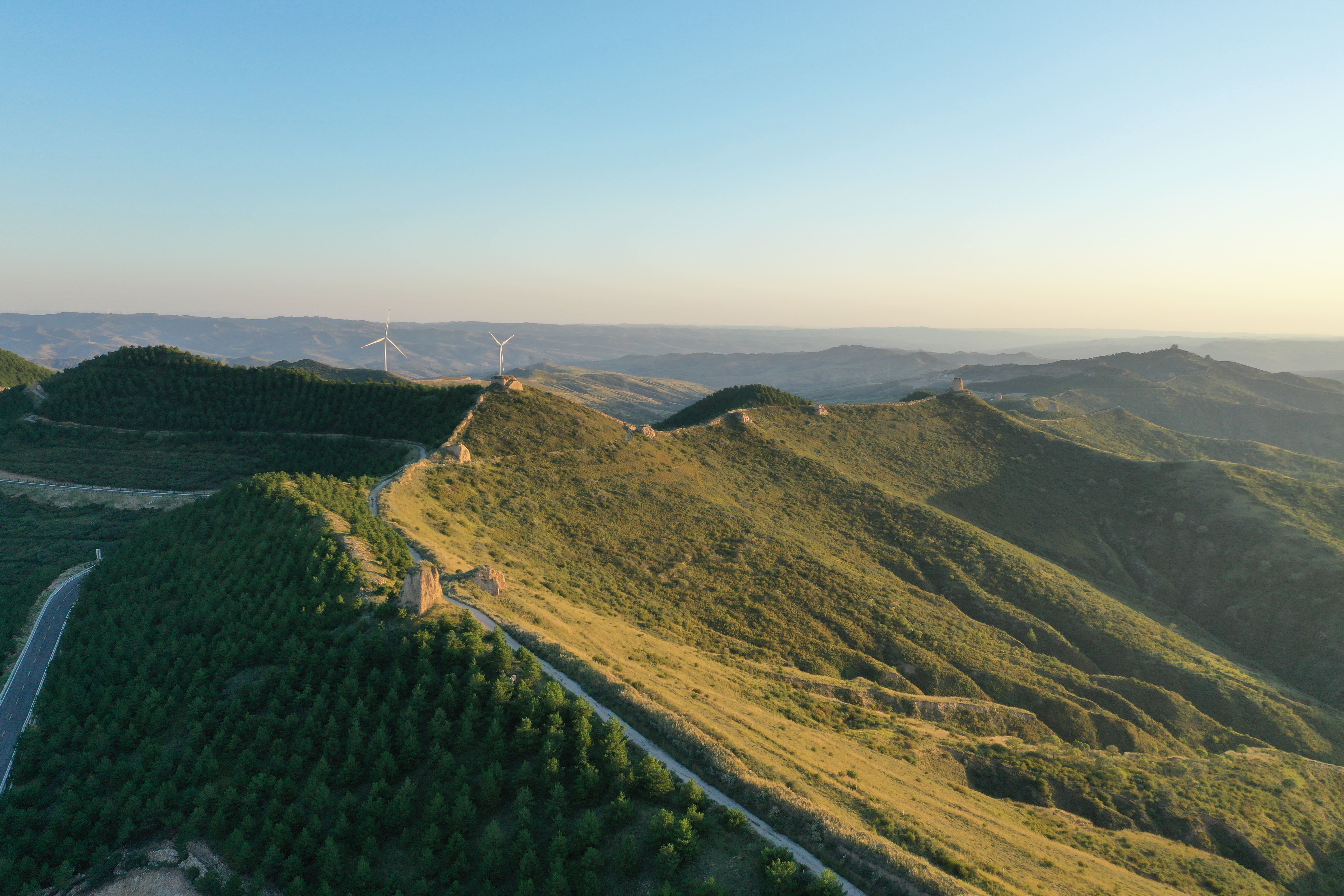 理解山西丨长城一号公路串起的不止古建文物，还有一种坚持