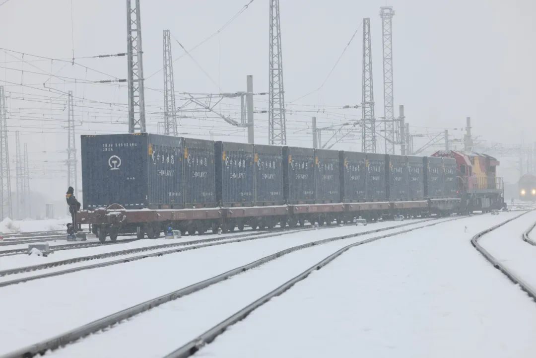 风雪“上线”，我们在线！