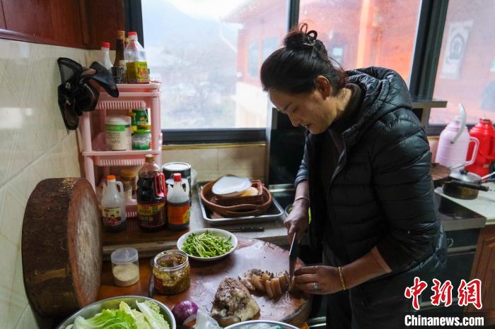 “两路”通车70年 传唱藏汉情缘佳话