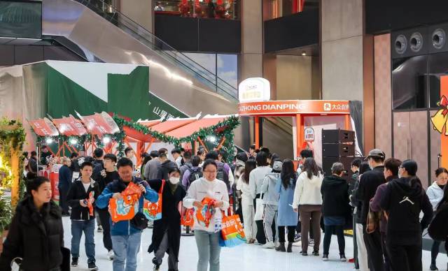 花灯花市“花财蛇”、美食冰雪Fun开玩！深圳福田新年狂欢速览