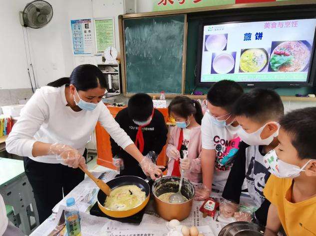 南宁市青秀区埌东小学：以劳养德，点亮成长底色