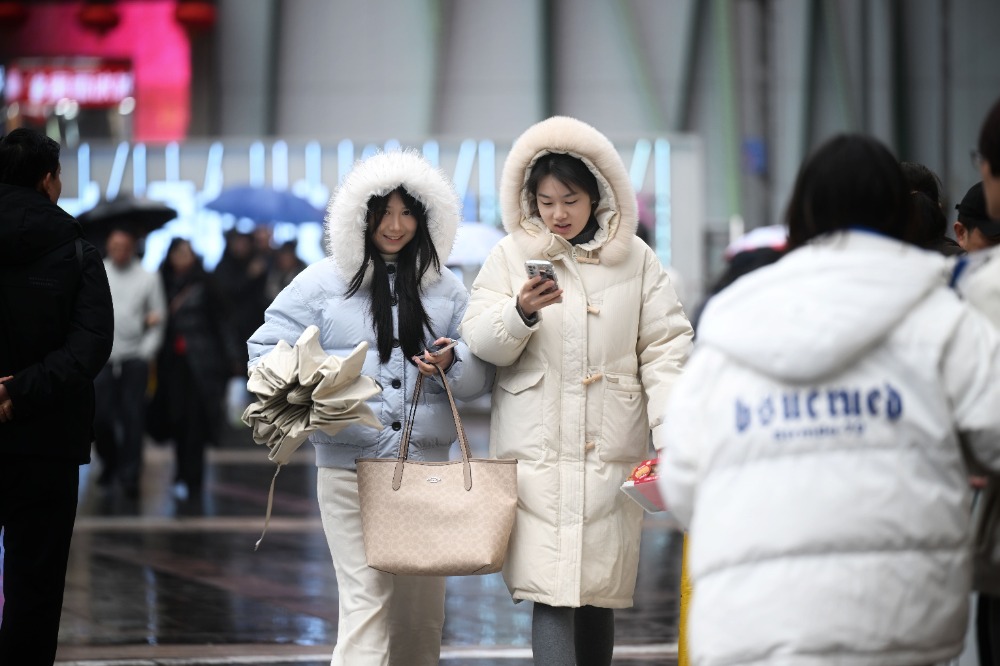 图片新闻｜蛇年首场寒潮来袭！重庆市开启降温降雨模式