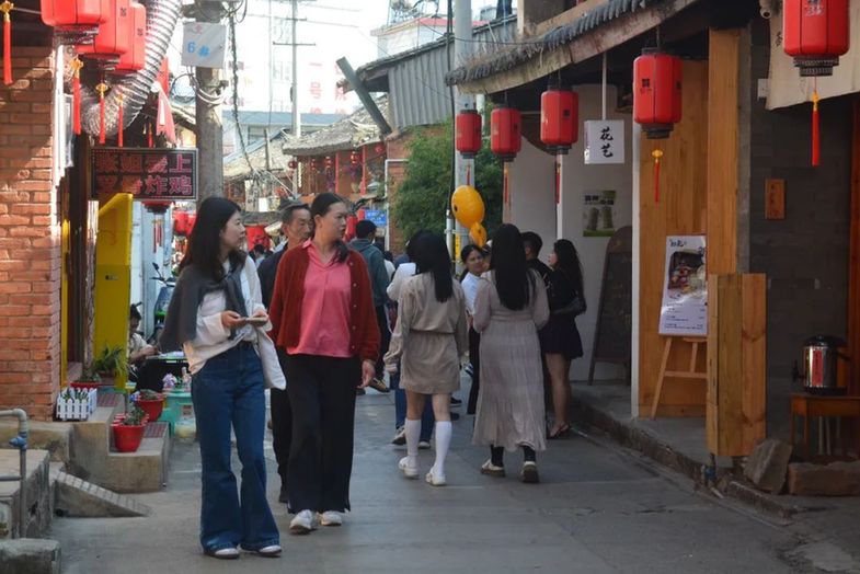 云南思茅老街年味浓 最是一城好风景