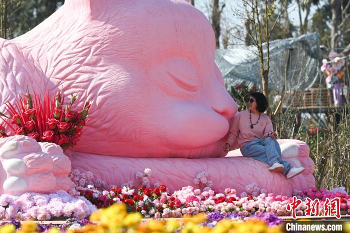 昆明莫奈花园春景如画醉游人