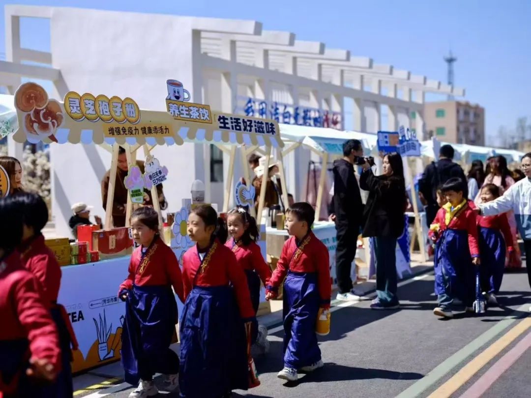 全省文化和旅游资源开发工作会暨2025“乡村好时节·游购乡村”主题年启动仪式举办