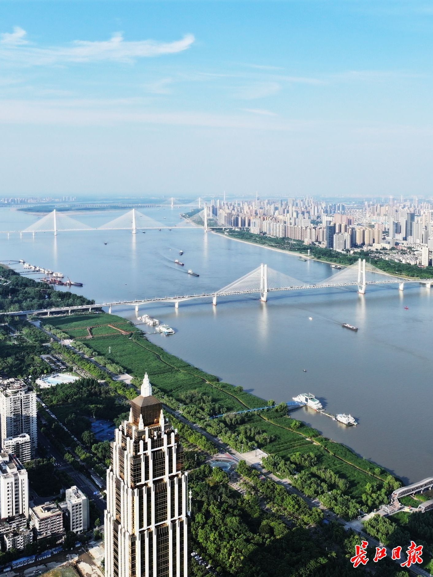 牢记嘱托 建成支点︱漫江画卷入城来