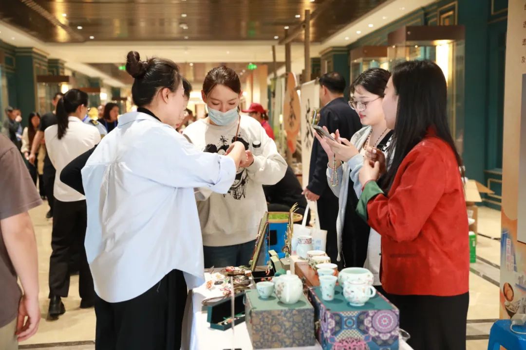 山东非遗美食嘉年华暨百种非遗美食展示活动举办