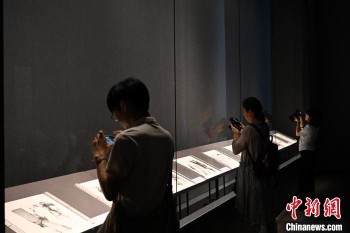 “岭南逸韵 妙合自然——赵少昂艺术展”在广州开幕