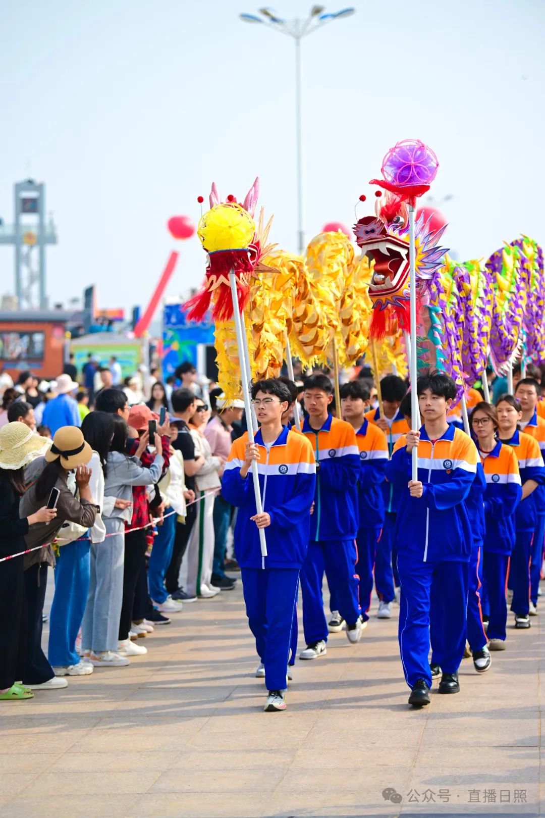 管乐恢弘！今天日照海边这一幕，太震撼了！
