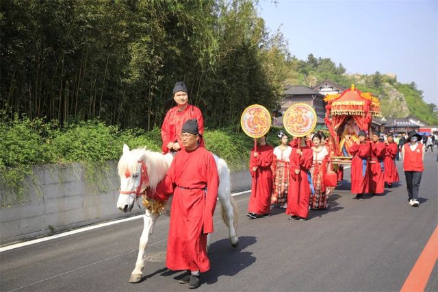 五一当天花果山景区接待游客量突破4.28万