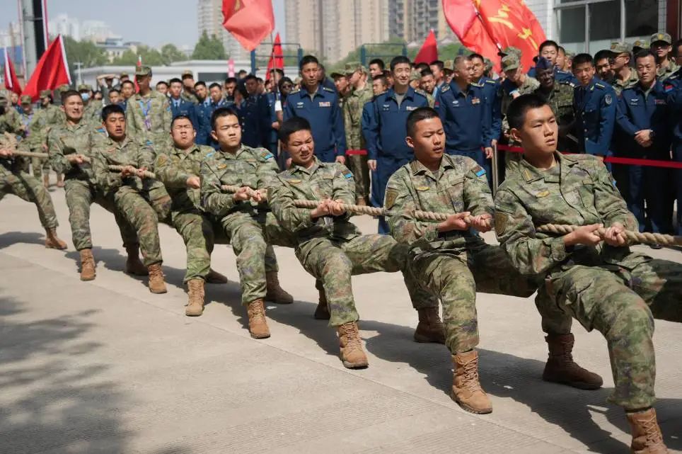 蓝天文化丨这场军事体育运动会，每帧都是战斗力！