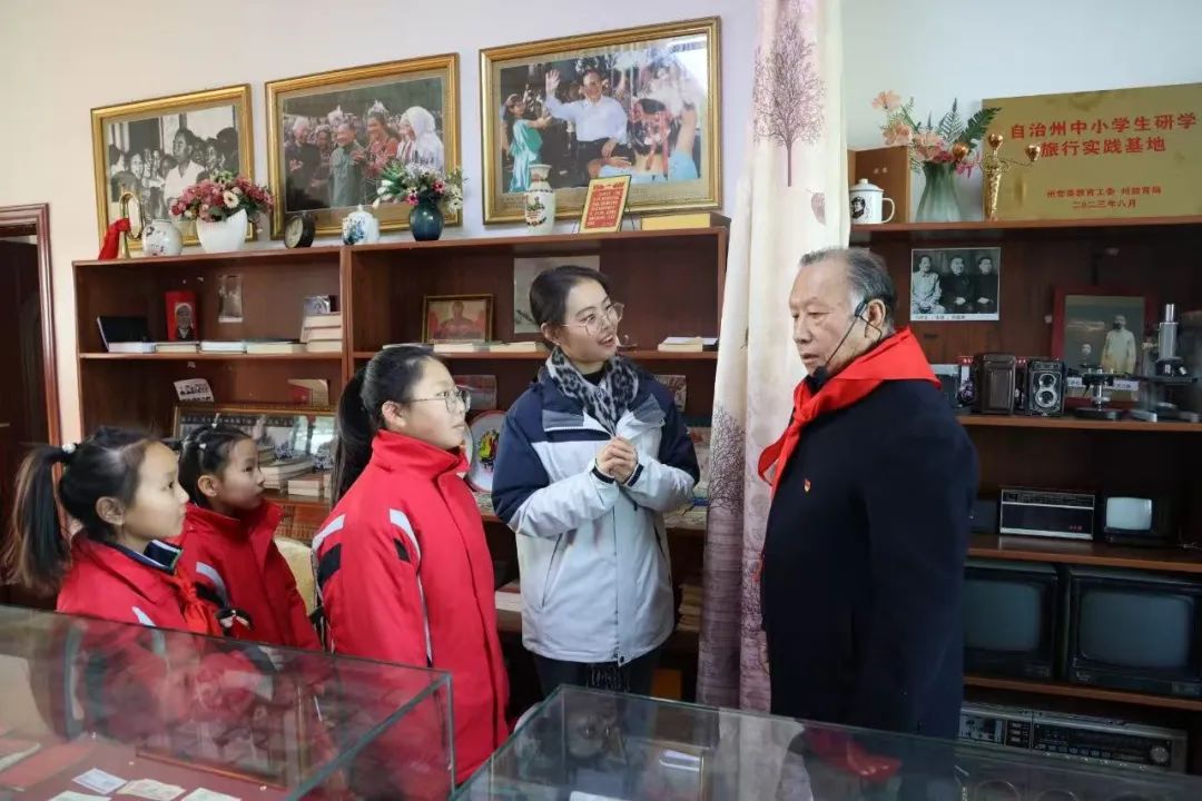 建功西部，挺膺担当 | 华中师范大学研究生支教团深学热议习近平总书记回信精神