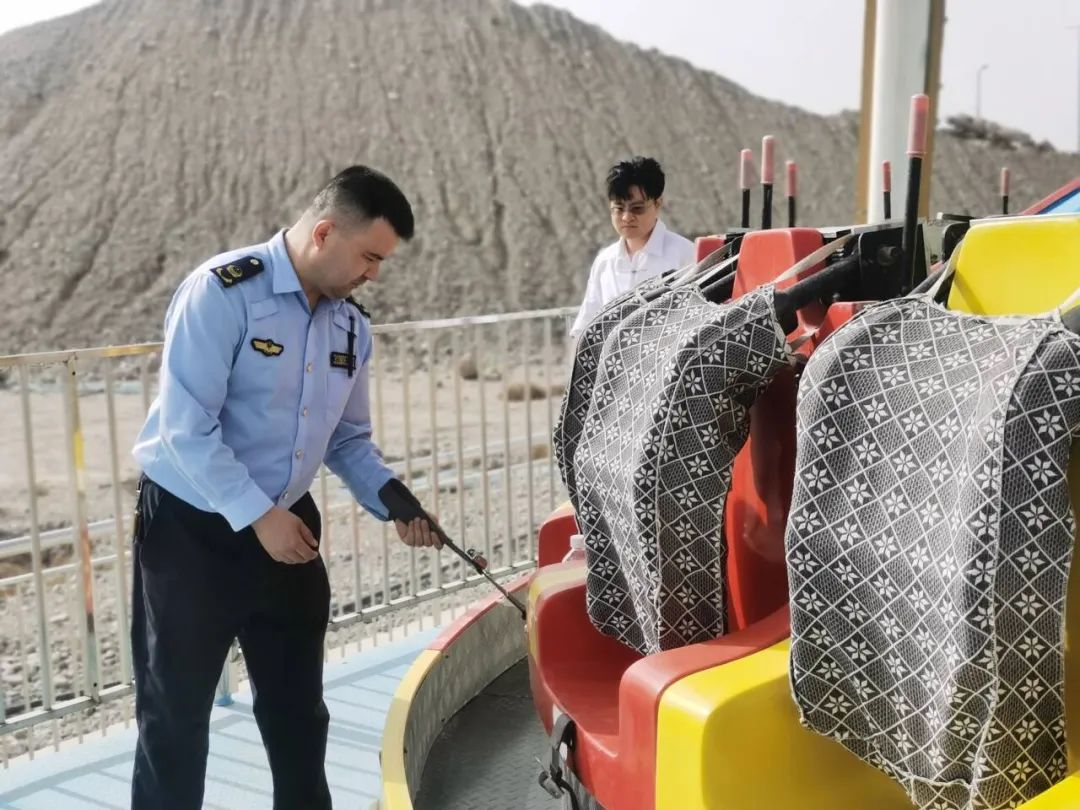 微光成炬，致敬每一份坚守