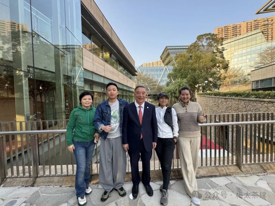 阳春三月，在深港相聚的我们