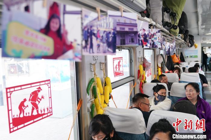 农机讲堂搬上车 黑龙江“插秧专列”再出发