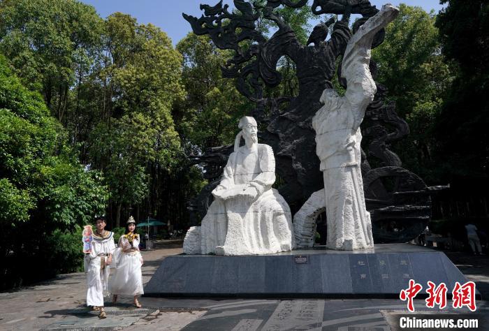 上海博物馆“法老寻非遗”成都站巡回活动开启