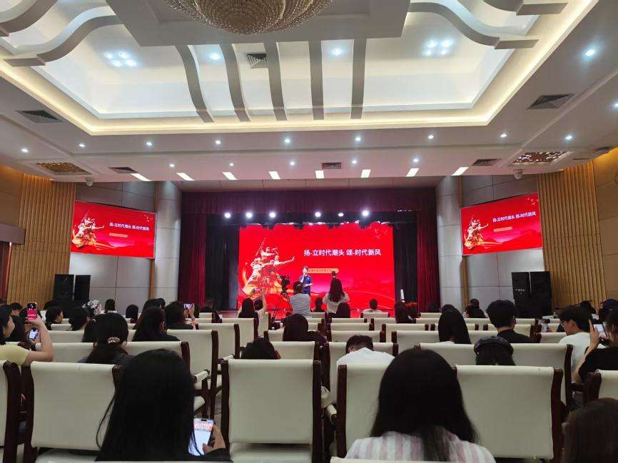 广西“千馆万员讲家风”活动引领好家风