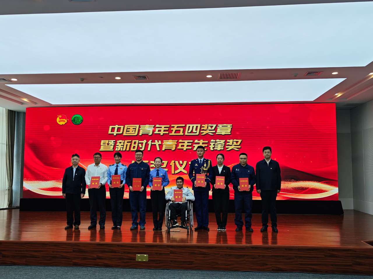 宁夏：青年榜样激荡奋进力量
