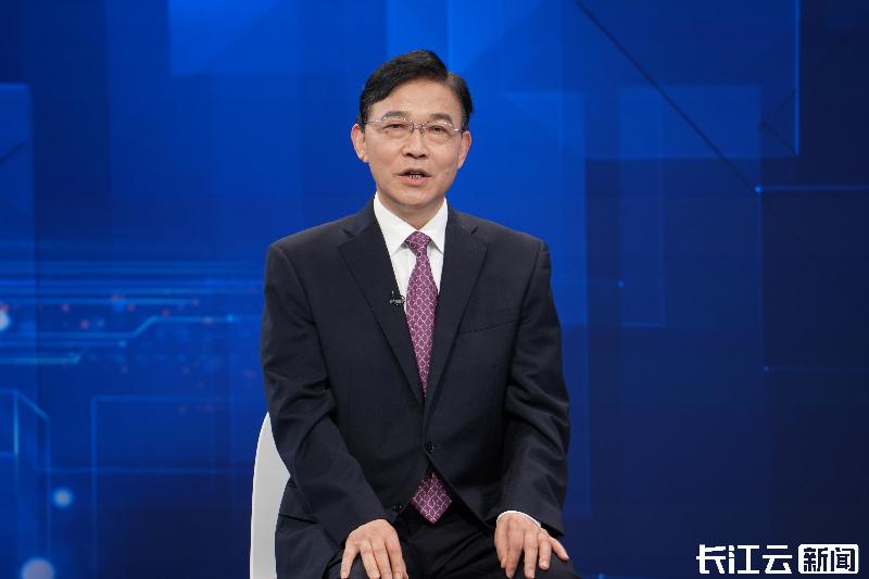 湖北科技厅厅长冯艳飞：实施科创引领战略 整体提升支点创新策源力