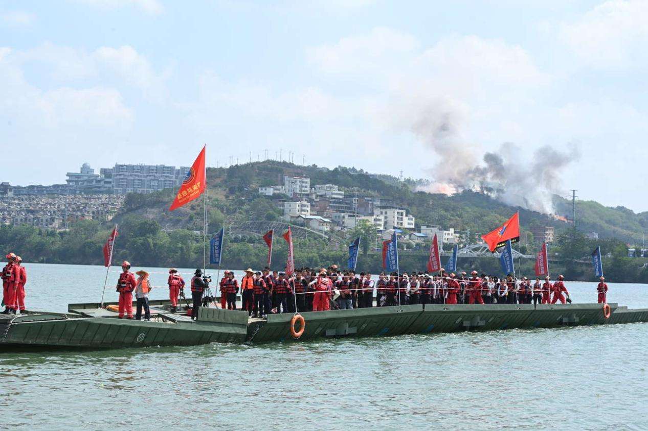 广西多地举行台风防范应对演习