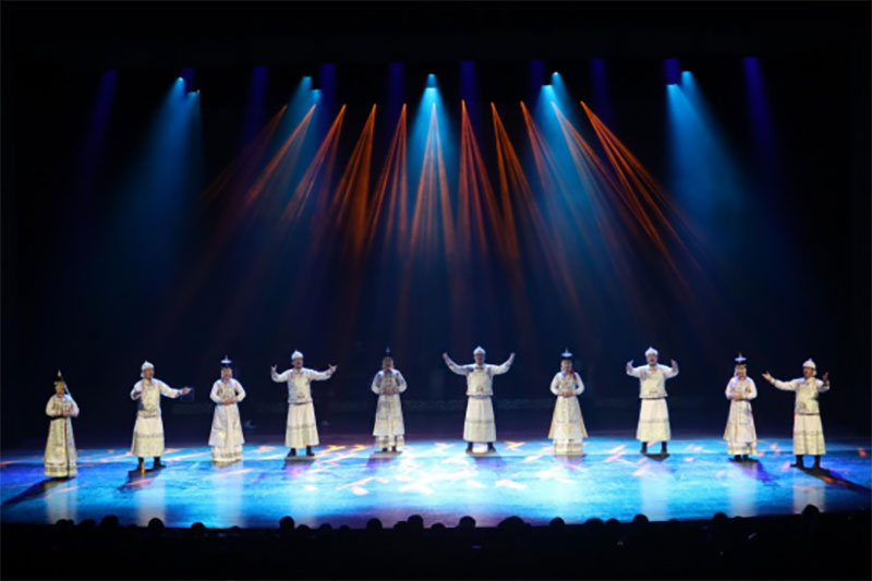 “北疆文化神州行——2025鄂尔多斯乌兰牧骑优秀节目全国巡演”在北京启幕