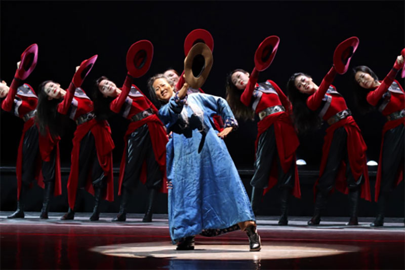 “北疆文化神州行——2025鄂尔多斯乌兰牧骑优秀节目全国巡演”在北京启幕