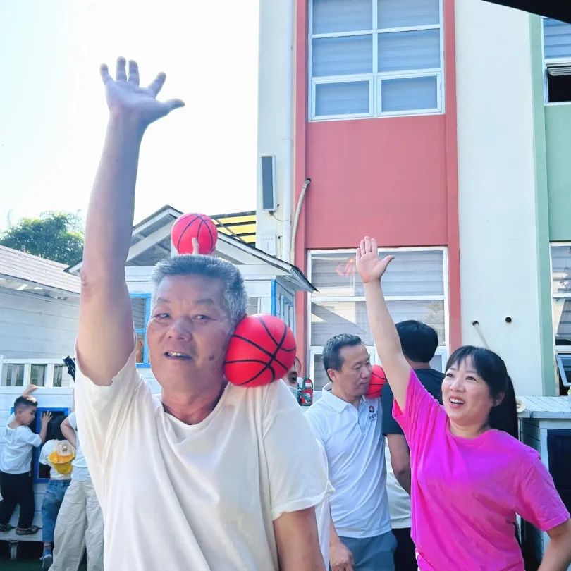 学前教育宣传月特辑 ∣ “混天绫动乾坤转·足尖争霸笑满园”——漳浦七幼2025年第五届足球嘉年华暨庆“六一儿童节”亲子足球运动会