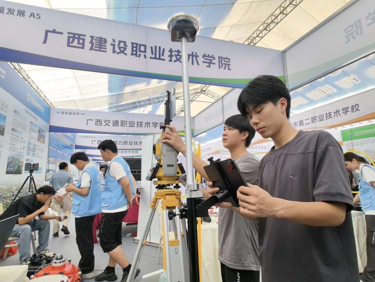 广西建院职教发展成就备受关注