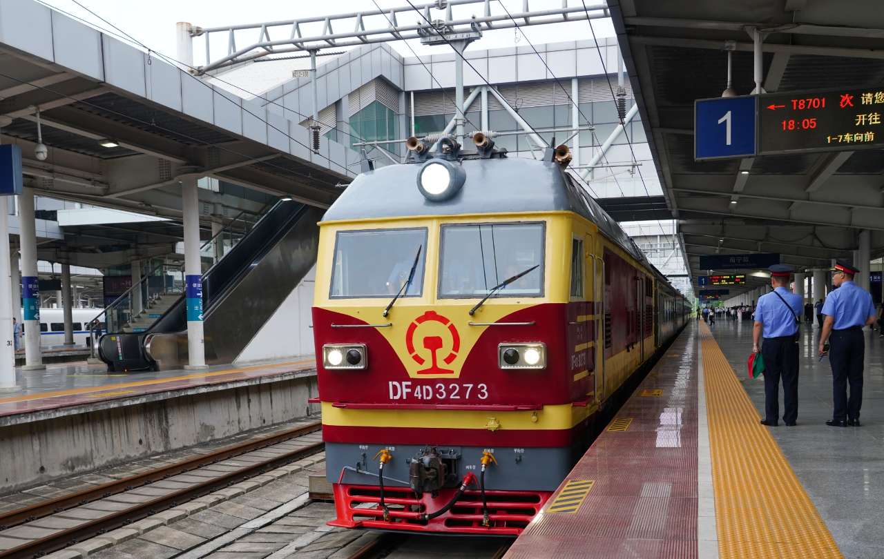 中越国际联运旅客列车恢复开行